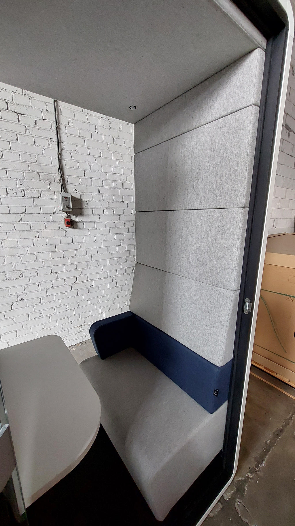 Budka do wideokonferencji Hushoffice hushHybrid, biała / szara