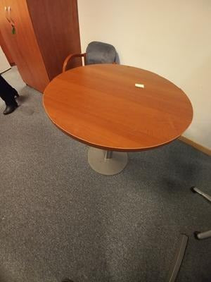 STOLIK na metalowej nodze Ø80cm