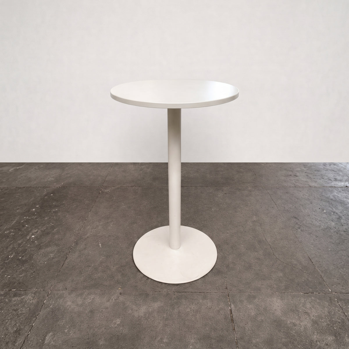 Stolik barowy A Steelcase 60x60 biały