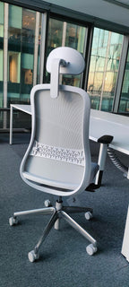 Fotel biurowy ergonomiczny Nowy Styl SOULY | Małe uszkodzenia